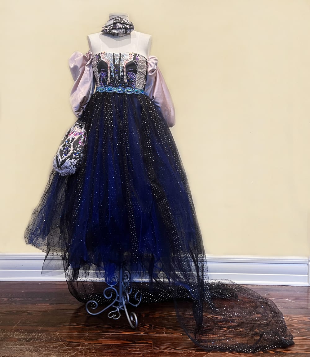 Kathleen B Schwarz : Fashion Royalty